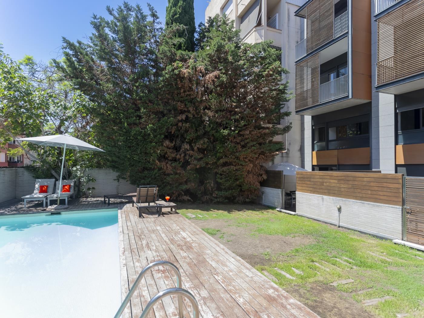 My Space Barcelona Terrace and Swimming Pool near Barcelona Center for 8 - My Space Barcelona Apartments